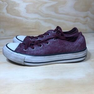 Converse Maroon Low Top Shoes Women’s Size 6